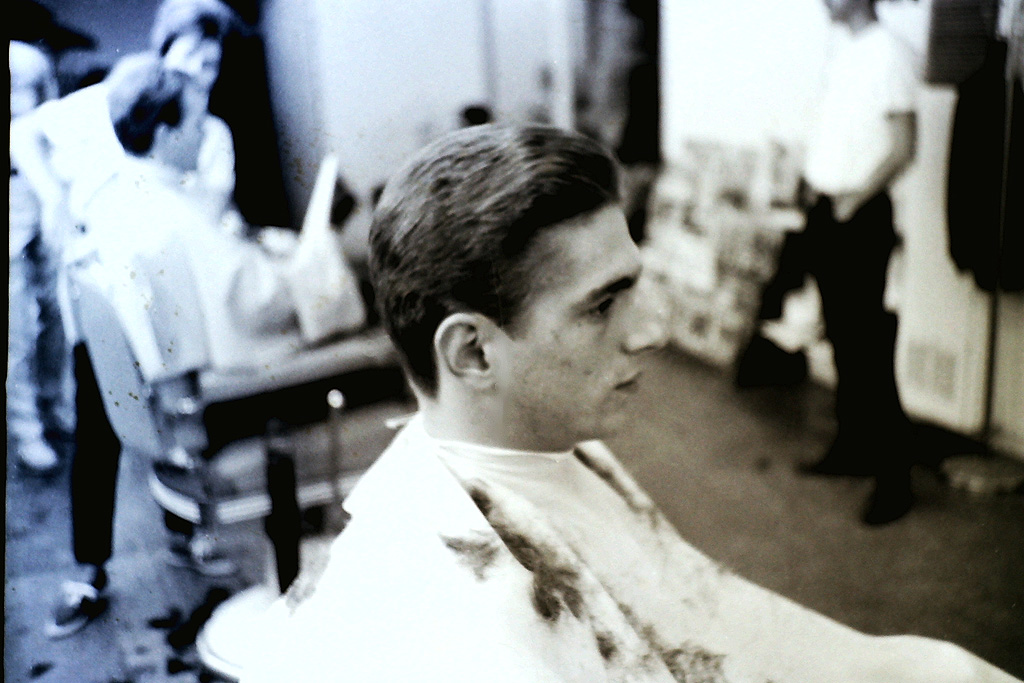 1968-03_P02 Van haircut