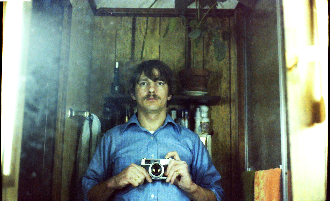 1978-02 P025 VansCamera merged